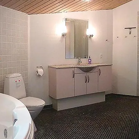 Holiday home Amazing In Vaeggerlose With Wifi