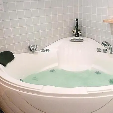 Amazing In Vaeggerlose With Wifi Holiday home *